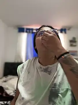 Snapshot of croftsmila chatting on 8, 12, 2024 croftsmila online show from 8, 12, 2024