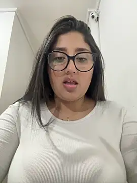 Snapshot of croftsmila chatting on 28, 10, 2025 croftsmila online show from 28, 10, 2025