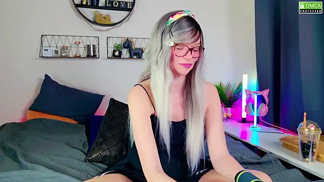 Kittychatte online show from 9, 1, 2025