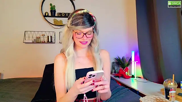 Kittychatte online show from 22, 3, 2025