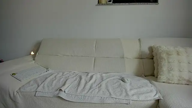 Snapshot of bellahot77 chatting on 3, 7, 2026 bellahot77 online show from 3, 7, 2026