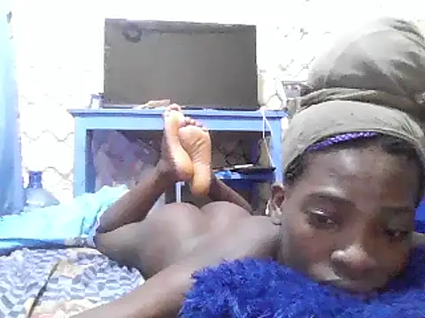 Snapshot of pretty-lolo chatting on 7, 2, 2025 pretty-lolo online show from 7, 2, 2025