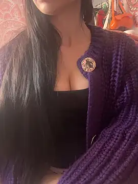 LaPetitechienne1 online show from 1, 4, 2026