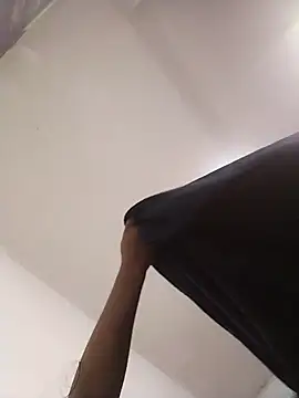 Snapshot of Umaru_uwu chatting on 26, 11, 2025 Umaru uwu online show from 26, 11, 2025