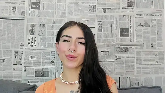 Snapshot of Mhelanny2 chatting on 14, 12, 2024 Mhelanny2 online show from 14, 12, 2024