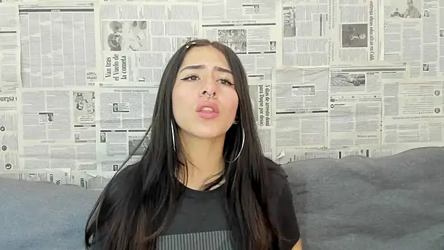 Snapshot of Mhelanny2 chatting on 19, 1, 2025 Mhelanny2 online show from 19, 1, 2025