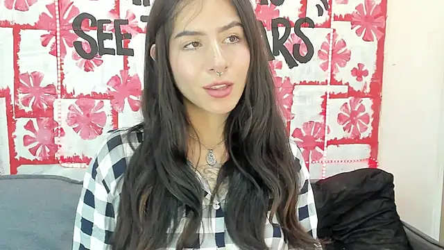 Snapshot of Mhelanny2 chatting on 7, 3, 2025 Mhelanny2 online show from 7, 3, 2025