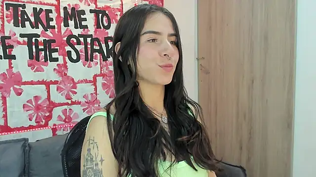 Snapshot of Mhelanny2 chatting on 8, 3, 2025 Mhelanny2 online show from 8, 3, 2025