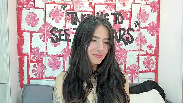 Snapshot of Mhelanny2 chatting on 13, 3, 2025 Mhelanny2 online show from 13, 3, 2025