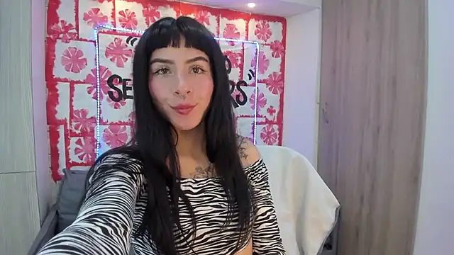 Snapshot of Mhelanny2 chatting on 15, 3, 2025 Mhelanny2 online show from 15, 3, 2025