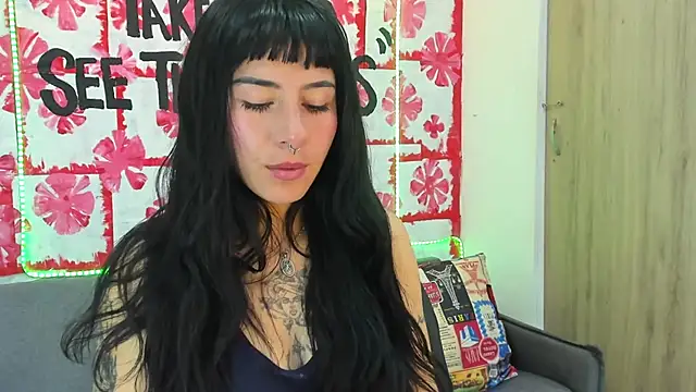 Snapshot of Mhelanny2 chatting on 20, 3, 2025 Mhelanny2 online show from 20, 3, 2025