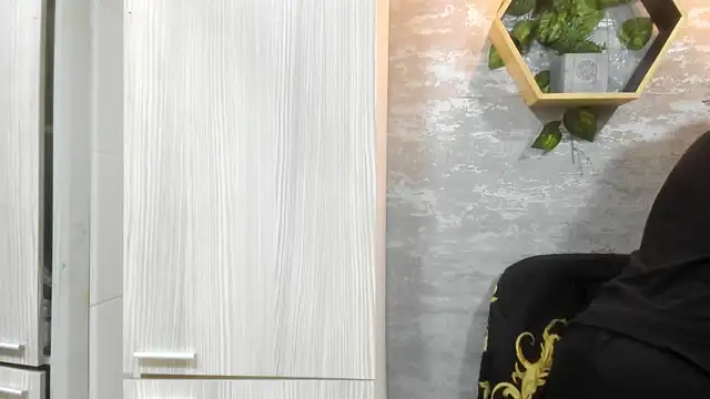 Mhelanny2 online show from 3, 6, 2026