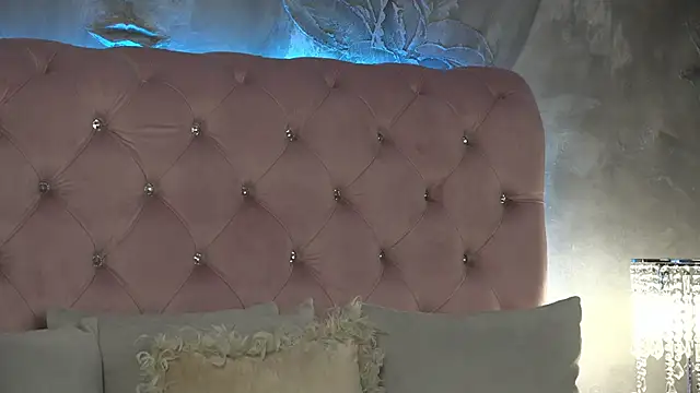 IvyRubens online show from 13, 11, 2025