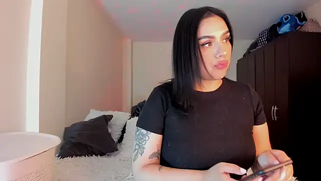 rosalie lust online show from 6, 3, 2025