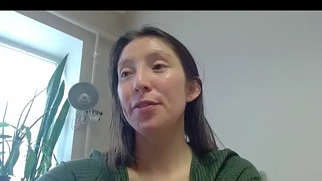 Sophi Cute online show from 4, 3, 2025