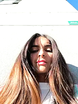 Snapshot of Sam_Sara chatting on 18, 1, 2025 Sam Sara online show from 18, 1, 2025