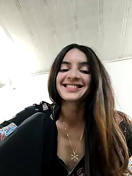 Snapshot of Sam_Sara chatting on 13, 2, 2025 Sam Sara online show from 13, 2, 2025