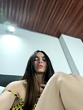 Snapshot of Sam_Sara chatting on 12, 3, 2025 Sam Sara online show from 12, 3, 2025