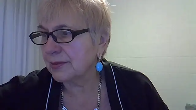 SweetCherry27 online show from 11, 2, 2026