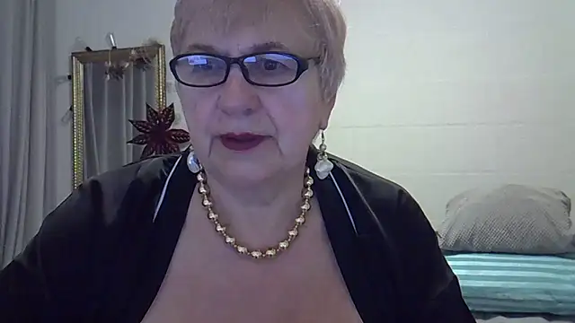 SweetCherry27 online show from 14, 2, 2026
