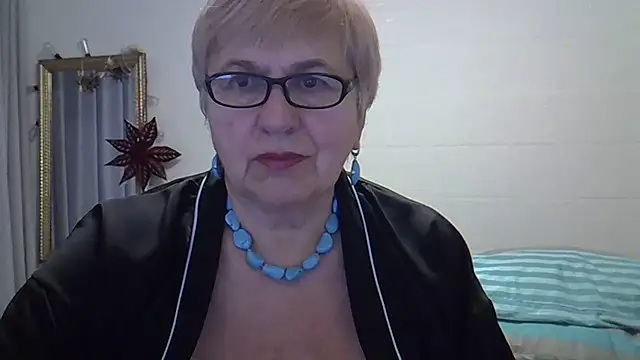 SweetCherry27 online show from 19, 2, 2026