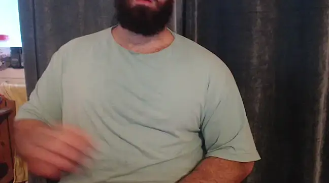 Snapshot of hugemachohandsome chatting on 19, 12, 2024 hugemachohandsome online show from 19, 12, 2024