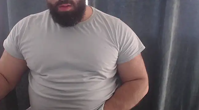 Snapshot of hugemachohandsome chatting on 26, 1, 2025 hugemachohandsome online show from 26, 1, 2025
