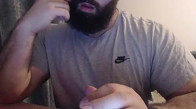 Snapshot of hugemachohandsome chatting on 24, 2, 2025 hugemachohandsome online show from 24, 2, 2025