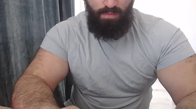 Snapshot of hugemachohandsome chatting on 6, 3, 2025 hugemachohandsome online show from 6, 3, 2025