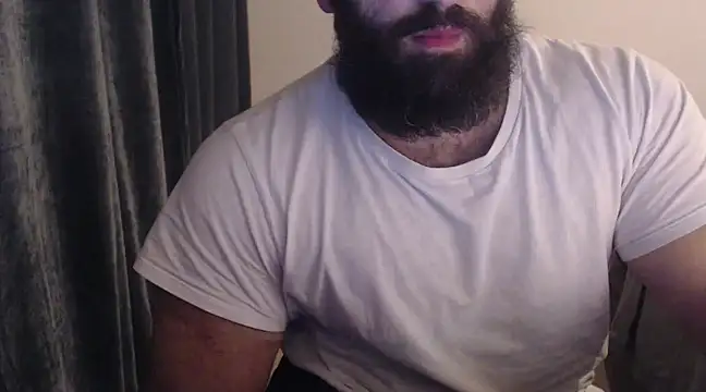 Snapshot of hugemachohandsome chatting on 9, 3, 2025 hugemachohandsome online show from 9, 3, 2025