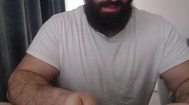 Snapshot of hugemachohandsome chatting on 10, 3, 2025 hugemachohandsome online show from 10, 3, 2025