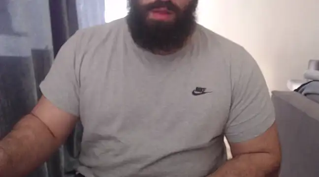 Snapshot of hugemachohandsome chatting on 10, 3, 2025 hugemachohandsome online show from 10, 3, 2025