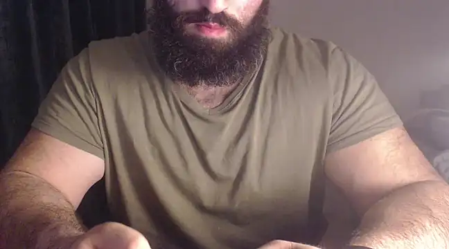 Snapshot of hugemachohandsome chatting on 11, 3, 2025 hugemachohandsome online show from 11, 3, 2025