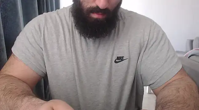 Snapshot of hugemachohandsome chatting on 14, 3, 2025 hugemachohandsome online show from 14, 3, 2025
