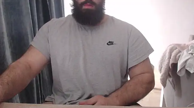 Snapshot of hugemachohandsome chatting on 15, 3, 2025 hugemachohandsome online show from 15, 3, 2025
