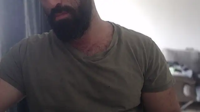 Snapshot of hugemachohandsome chatting on 9, 9, 2025 hugemachohandsome online show from 9, 9, 2025