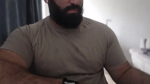 Snapshot of hugemachohandsome chatting on 22, 9, 2025 hugemachohandsome online show from 22, 9, 2025