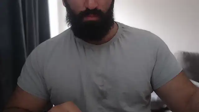 Snapshot of hugemachohandsome chatting on 27, 9, 2025 hugemachohandsome online show from 27, 9, 2025