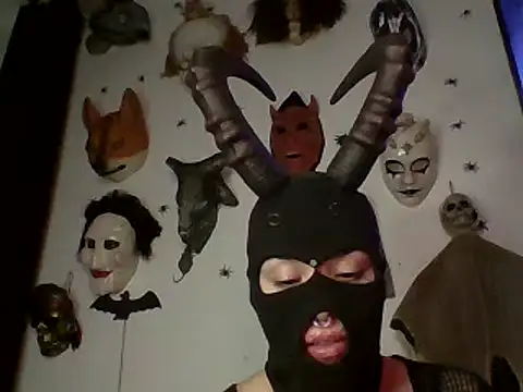 Snapshot of FeticheMacabre chatting on 9, 3, 2025 FeticheMacabre online show from 9, 3, 2025