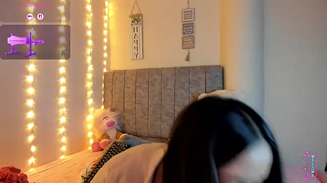 Snapshot of SaraCrow chatting on 15, 2, 2026 SaraCrow online show from 15, 2, 2026