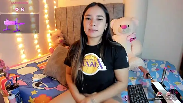 Snapshot of SaraCrow chatting on 21, 2, 2026 SaraCrow online show from 21, 2, 2026