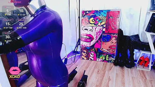 LatexDevil Blondie online show from 25, 3, 2026