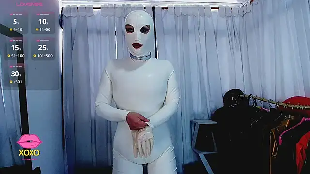 LatexDevil Blondie online show from 26, 3, 2026