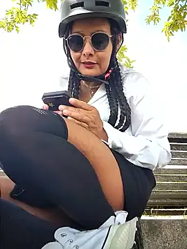 Snapshot of bellapaty chatting on 2, 6, 2026 bellapaty online show from 2, 6, 2026