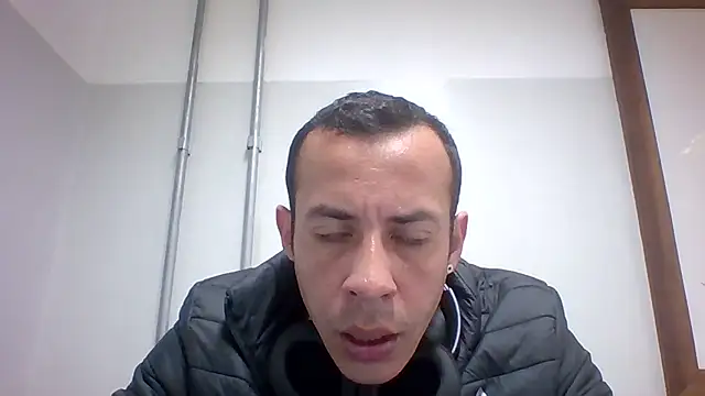 Snapshot of MachoScorpionCaralho chatting on 25, 6, 2026 MachoScorpionCaralho online show from 25, 6, 2026