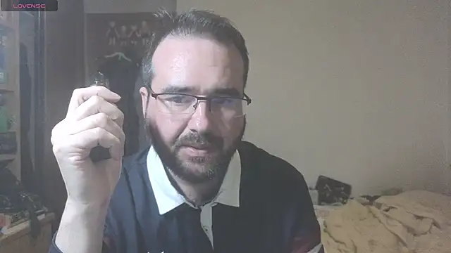 Snapshot of curiosillo83 chatting on 21, 2, 2025 curiosillo83 online show from 21, 2, 2025