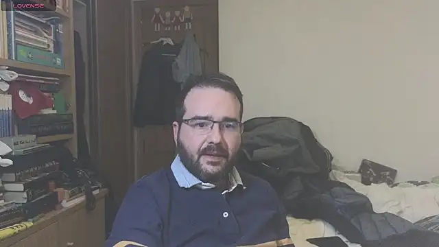 Snapshot of curiosillo83 chatting on 25, 2, 2025 curiosillo83 online show from 25, 2, 2025