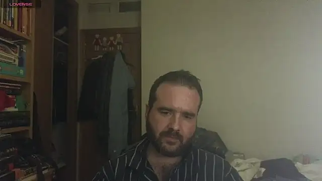 Snapshot of curiosillo83 chatting on 2, 3, 2025 curiosillo83 online show from 2, 3, 2025