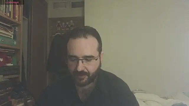 Snapshot of curiosillo83 chatting on 4, 3, 2025 curiosillo83 online show from 4, 3, 2025