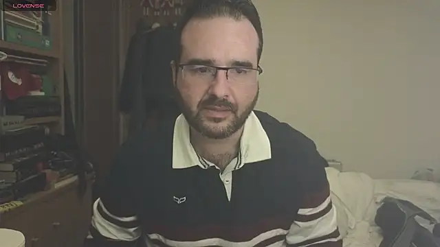 Snapshot of curiosillo83 chatting on 12, 3, 2025 curiosillo83 online show from 12, 3, 2025